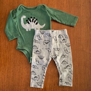 🍊5/$25 Pekkle Dinosaur Onesie and Pants Set size 6m